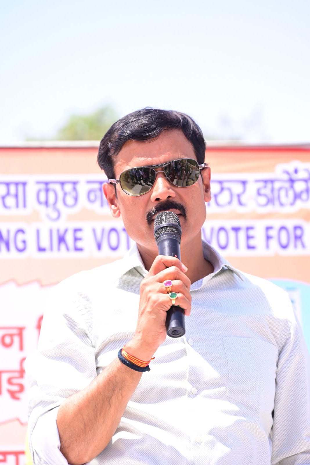 Compile the information and make it available compulsorily within three days:- Mangala Prasad Singh