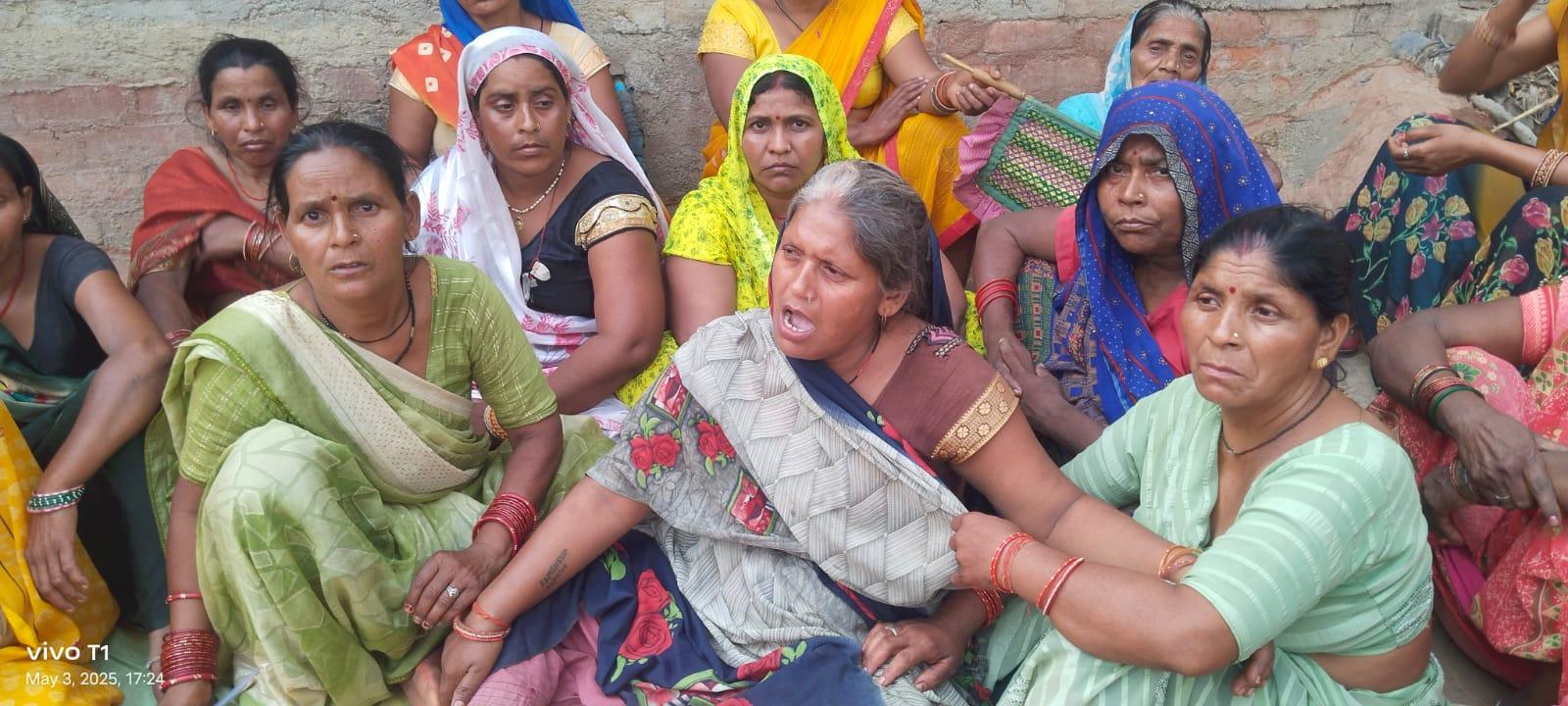 An elderly man returning home after a feast was hit by an unknown vehicle and died