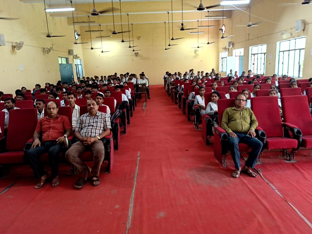 A workshop was organised in the college for skill development of students