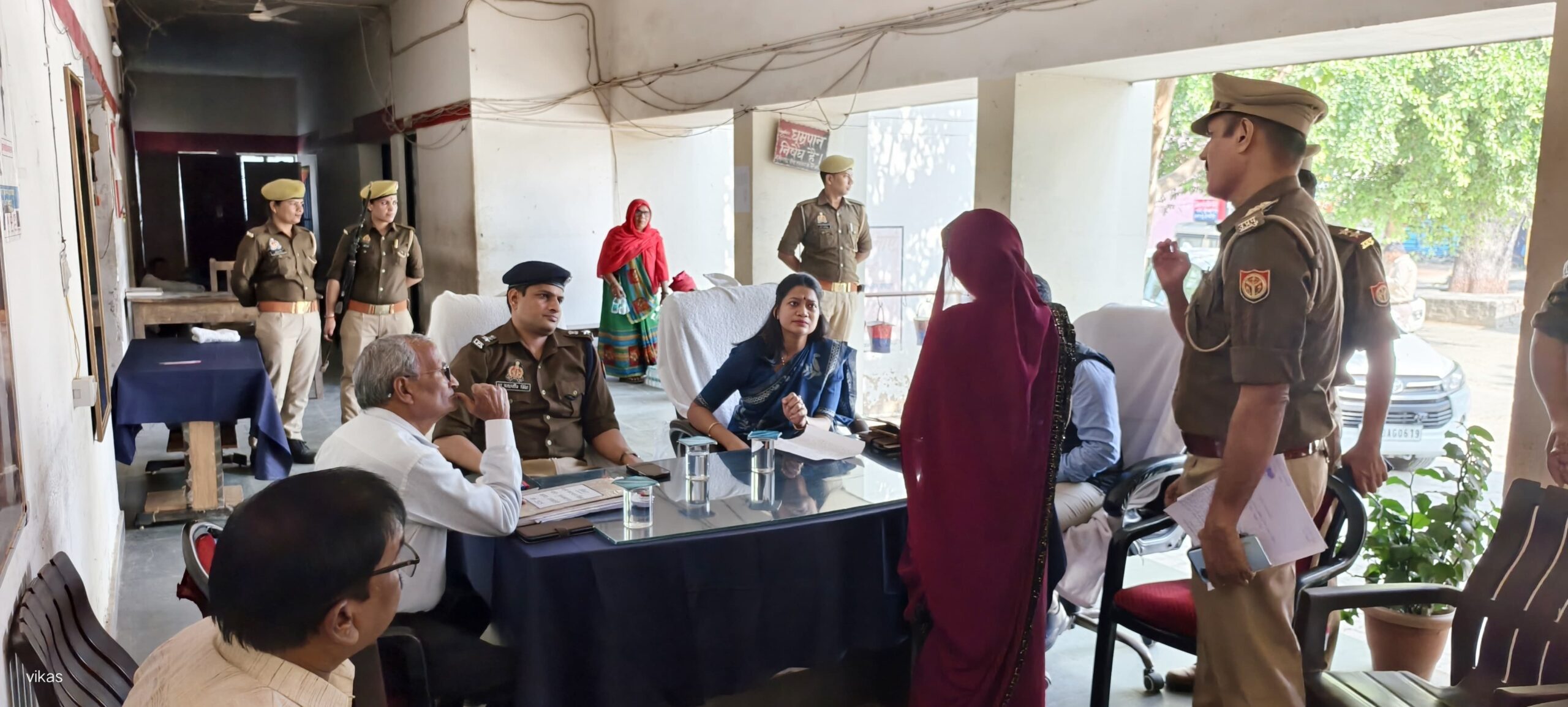 DM-SP listened to public complaints on Thana Samadhan Diwas, gave strict instructions to the officials