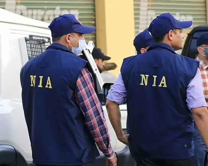 NIA रेड बिहार, NIA रेड यूपी हरियाणा, अवैध हथियार तस्करी बिहार, गोला-बारूद तस्करी नेटवर्क, पटना NIA गिरफ्तारी, शेखपुरा रविरंजन गिरफ्तार, नालंदा NIA छापेमारी, हरियाणा से हथियार तस्करी, यूपी हथियार सप्लाई नेटवर्क, बिहार क्राइम न्यूज, NIA raid Bihar, NIA raid UP Haryana, Illegal arms trafficking India, Ammo smuggling network, Patna arrest NIA, Sheikhpura accused arrested, Haryana to UP arms route, NIA operation multi state, India ammunition smuggling case, NIA छापेमारी फोटो, बिहार NIA रेड इमेज, अवैध हथियार बरामदगी चित्र, पटना गिरफ्तार आरोपी फोटो, NIA raid images, Bihar NIA operation photo, Arms trafficking India picture, NIA arrest visuals, पटना जिला, नालंदा जिला, शेखपुरा जिला, उत्तर प्रदेश, हरियाणा, NIA ऑपरेशन, राष्ट्रीय सुरक्षा, अवैध हथियार तस्करी, Districts: Patna, Nalanda, Sheikhpura States: Bihar, Uttar Pradesh, Haryana Category: Crime / National Security / Breaking News #NIA #NIARaid #BiharNews #UPNews #HaryanaNews #ArmsTrafficking #BreakingNews #NationalSecurity