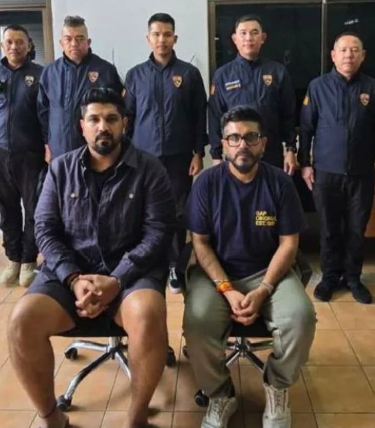 लूथरा ब्रदर्स, गोवा नाइट क्लब अग्निकांड, लूथरा ब्रदर्स गिरफ्तार, गोवा अग्निकांड आरोपी, दिल्ली एयरपोर्ट न्यूज, गोवा पुलिस कार्रवाई, नाइट क्लब हादसा गोवा, Luthra Brothers, Goa Night Club Fire, Luthra Brothers Arrested, Goa Fire Accident News, Delhi Airport Breaking News, Goa Police Custody, Night Club Fire Case लूथरा ब्रदर्स दिल्ली एयरपोर्ट, गोवा पुलिस कस्टडी, नाइट क्लब अग्निकांड आरोपी, सौरभ लूथरा गौरव लूथरा, Luthra Brothers at Delhi Airport, Goa Police Custody Image, Night Club Fire Accused, Saurabh Luthra Gaurav Luthra #LuthraBrothers, #गोवा_नाइट_क्लब_हादसा, #GoaFireCase, #DelhiAirportNews, #GoaPolice, #CrimeNews, #BreakingNews, #IndiaNews, #GoaDistrict, #Delhi, #LawAndOrder, #NationalNews,