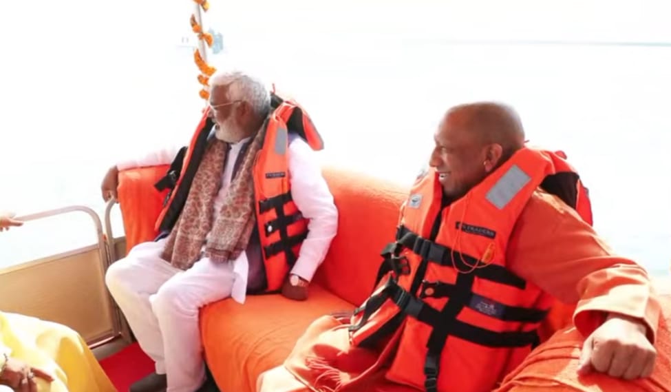 मुख्यमंत्री योगी प्रयागराज, सीएम योगी गंगा पूजन, माघ मेला प्रयागराज, संगम नोज गंगा पूजन, योगी आदित्यनाथ प्रयागराज दौरा, CM Yogi Prayagraj Visit, Magh Mela 2026, Ganga Pujan Sangam,योगी आदित्यनाथ संगम, प्रयागराज माघ मेला फोटो, गंगा पूजन सीएम योगी, CM Yogi Ganga Pujan Image, Prayagraj Sangam Magh Mela,प्रयागराज खबर, उत्तर प्रदेश राजनीति, माघ मेला समाचार, मुख्यमंत्री योगी दौरा, Prayagraj News, UP CM News, Magh Mela Update, #CMYogi, #PrayagrajNews, #MaghMela2026, #GangaPujan, #UttarPradesh,