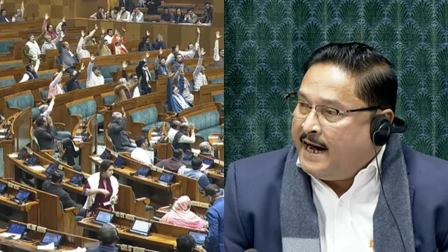 लोकसभा में सांसद निलंबन, लोकसभा हंगामा, राहुल गांधी भाषण, स्पीकर की ओर कागज फेंके, विपक्षी सांसद सस्पेंड, संसद की कार्यवाही स्थगित, Suspension of MPs in Lok Sabha, Lok Sabha Chaos, Rahul Gandhi Speech Row, Parliament Disruption India, Budget Session Suspension, New Delhi Political News,लोकसभा हंगामा फोटो, सांसद निलंबन संसद, स्पीकर चेयर पर कागज, राहुल गांधी लोकसभा, Lok Sabha Protest Image, Suspension of MPs India, Parliament Chaos Photo,