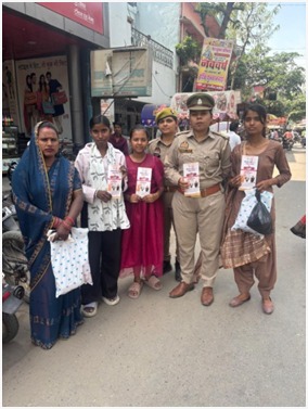 Under Mission Shakti 5.0, the Mahila Shakti team of Gola Police launched an awareness campaign.