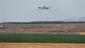 कतर हेलीकॉप्टर क्रैश, Qatar helicopter crash, Middle East accident news, helicopter crash sea, Qatar breaking news, rescue operation Qatar,हेलीकॉप्टर क्रैश फोटो, helicopter crash image, rescue operation sea image, Qatar accident visuals,#QatarCrash, #HelicopterCrash, #BreakingNews, #MiddleEastNews, #RescueOperation, #AccidentNews,कतर हेलीकॉप्टर दुर्घटना समाचार, Qatar helicopter crash latest news, Middle East breaking news, sea helicopter accident Qatar, international accident news Hindi,