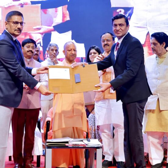 निवेश मित्र 3.0 यूपी, Nivesh Mitra 3.0 launch UP, Yogi Adityanath investment news, UP investment hub, Lucknow business news, Uttar Pradesh economy growth, AI investment portal India, industrial development UP,UP investment news today, Lucknow latest business news, government schemes investors India, industrial growth UP, economic development India, यूपी बिजनेस खबर, निवेश योजना यूपी, growth story Uttar Pradesh,#YogiAdityanath #UPNews #Investment #BusinessNews #Lucknow #NiveshMitra #Economy #StartupIndia #IndiaGrowth #TrendingNews,