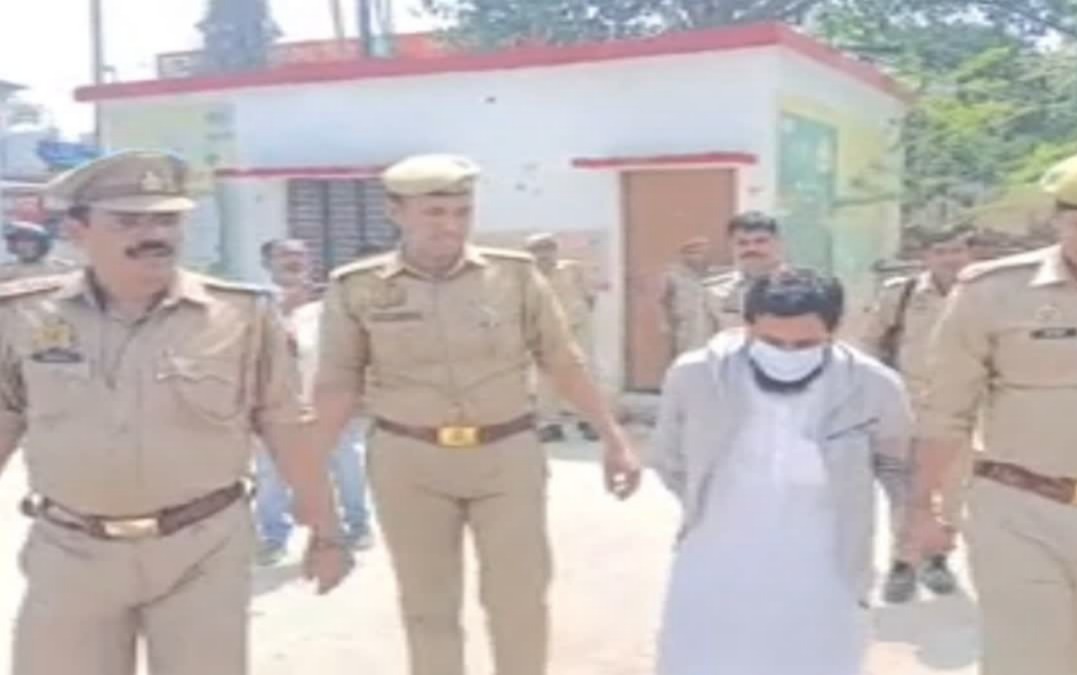 Maulana Arrest Yogi Mother Remark, UP STF Arrest News, Bahraich Police Action, Yogi Adityanath News Today, UP Crime News Hindi, Maulana Abdullah Salim Arrest, Viral Video Case UP, STF Operation Bihar UP News,मौलाना गिरफ्तारी फोटो, STF गिरफ्तारी इमेज, Yogi Adityanath News Image, Bahraich Police Action Photo, UP Crime News Image, Viral Video Arrest Photo,Bahraich Crime News UP, Yogi Adityanath Mother Remark Case, UP STF Action Bihar Arrest News, Maulana Arrest Purnia Bihar News, Uttar Pradesh Crime News Hindi, VHP Complaint Case UP, Bahraich Police Latest News, Political Crime News UP India, #MaulanaArrest #UPSTF #YogiAdityanath #BahraichNews #UPCrime #BreakingNews #HindiNews #UttarPradeshNews,