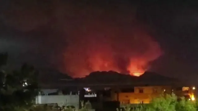 Iran Israel War 2026, Middle East War Day 32, Isfahan attack news, Jerusalem missile attack, Tehran explosion news, Israel Iran conflict latest, Lebanon war update,ईरान इजरायल युद्ध, इस्फहान हमला, यरुशलम मिसाइल अटैक, तेहरान धमाका, Middle East conflict update, Israel Iran news live,#IranIsraelWar, #MiddleEastWar, #IsfahanAttack, #Jerusalem, #Tehran, #BreakingNews, #WorldNews, #WarUpdate, #IndiaImpact, #GlobalCrisis