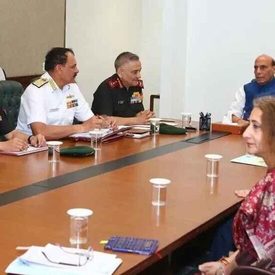 पश्चिम एशिया संकट भारत, Rajnath Singh meeting news, West Asia crisis India, India defence preparedness news, Iran Israel conflict impact India, नई दिल्ली रक्षा बैठक खबर, global crisis India news, international security India, defence news India,India defence meeting today, West Asia tension update, Strait of Hormuz crisis news, Indian army navy airforce meeting, global oil crisis India, अंतरराष्ट्रीय संकट भारत, रक्षा मंत्रालय अपडेट, breaking news India defence,#RajnathSingh #WestAsiaCrisis #IndiaNews #DefenceNews #GlobalCrisis #NarendraModi #BreakingNews #InternationalNews #Security #TrendingNews,