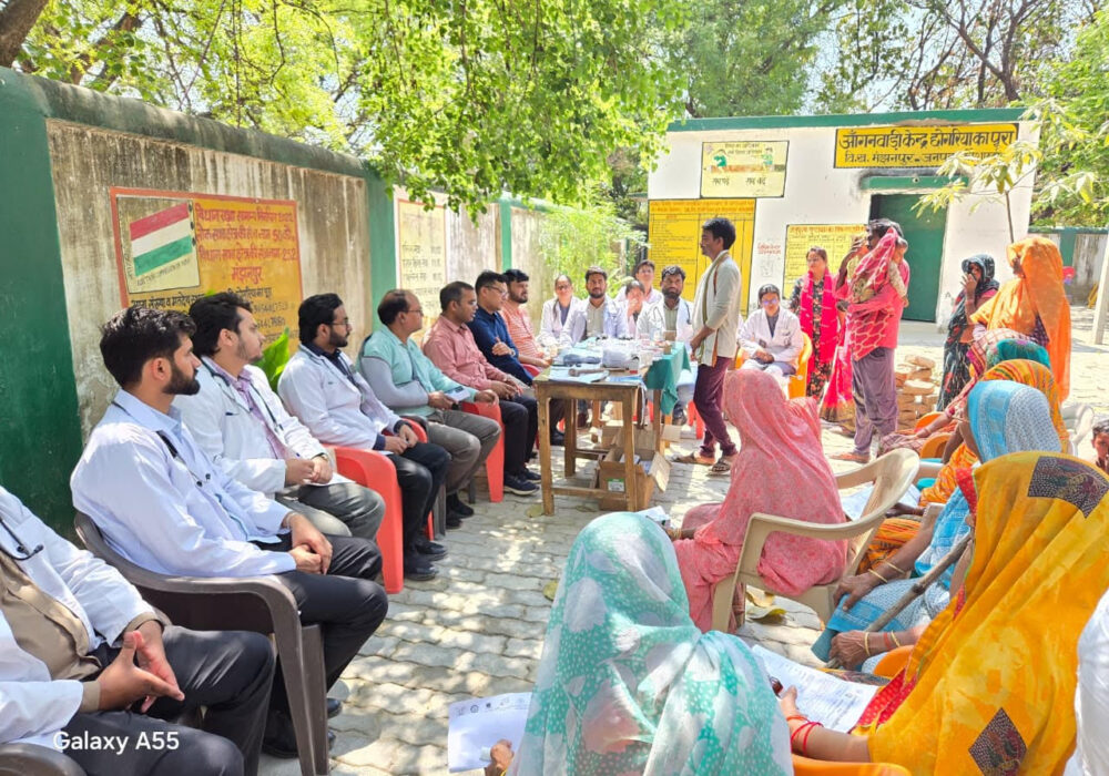 Awareness and health program organized by ASMC Kaushambi on World TV Day