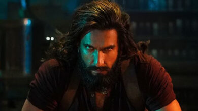 Ranveer Singh box office, Dhurandhar 2 collection, Bollywood 1000 crore club, Ranveer Singh new movie record, बॉक्स ऑफिस खबर, रणवीर सिंह फिल्म कलेक्शन,Ranveer Singh poster image, Bollywood actor stylish look photo, movie box office celebration image, Dhurandhar 2 poster, रणवीर सिंह फोटो, फिल्म पोस्टर इमेज,Bollywood entertainment news India Ranveer Singh box office record, Hindi cinema 1000 crore club movie news India, entertainment breaking news Bollywood 2026, बॉलीवुड मनोरंजन समाचार रणवीर सिंह फिल्म कलेक्शन,#RanveerSingh #BollywoodNews #BoxOffice #Dhurandhar2 #EntertainmentNews #1000CroreClub #HindiCinema #TrendingNews