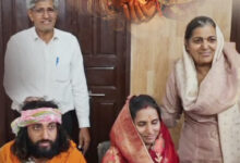 #IITBaba, #Mahakumbh2026, #BreakingNews, #SpiritualDebate, #ViralNews, #IndiaNews,प्रयागराज धार्मिक विवाद समाचार, महाकुंभ वायरल न्यूज़, Prayagraj Mahakumbh news 2026, Uttar Pradesh spiritual controversy, India viral baba news,IITian baba शादी, Mahakumbh viral baba, spiritual controversy India, sanyas vs grihastha debate, India trending news,IIT Baba marriage, Abhay Singh IIT Baba wedding, Mahakumbh 2026 news, spiritual guru marriage India, sanyasi marriage controversy,