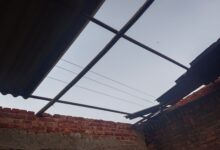 Strong storm wreaks havoc: Family narrowly escapes as tin sheets fly away, panic ensues