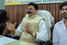 Love Jihad news UP, Corporate Jihad controversy, Lucknow news today, UP crime news, religious conversion cases India, women safety news,लखनऊ प्रेस कॉन्फ्रेंस फोटो, Hindu organization press meet, Love Jihad protest image, UP victims statement visuals,लखनऊ विवादित बयान खबर, UP crime news today, Lucknow press conference update, religious controversy India news, women safety Uttar Pradesh,#LoveJihad, #CorporateJihad, #LucknowNews, #UPNews, #BreakingNews, #WomenSafety, #Controversy,