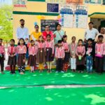 Students were overwhelmed by the honor and resolved to live an ideal life.