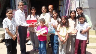 Aadya and Avni won the first prize