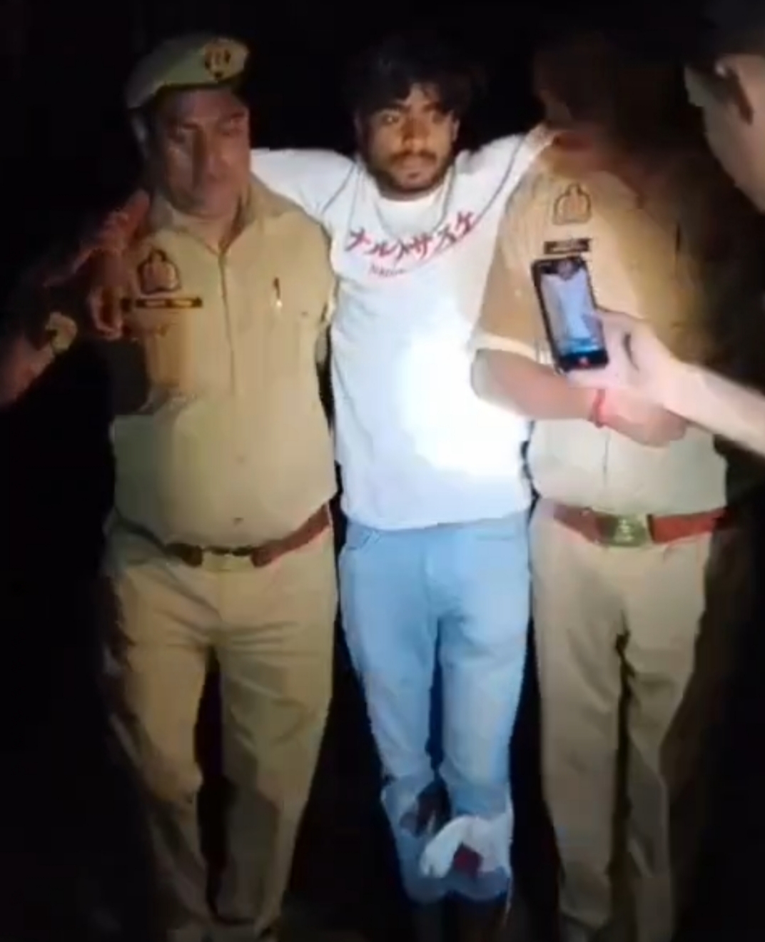 Police successfully uncovered the robbery of a bullion trader, six vicious accused arrested