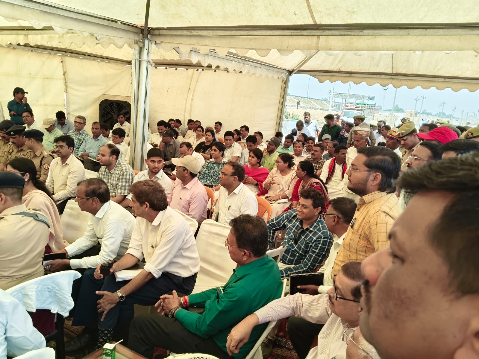 गंगा एक्सप्रेसवे उद्घाटन, Ganga Expressway inauguration, गंगा एक्सप्रेसवे हरदोई, Hardoi news today, Mallawan Hardoi news, Narendra Modi कार्यक्रम 29 अप्रैल, Yogi Adityanath दौरा 24 अप्रैल, Ganga Expressway inspection, UPDA inspection news, Hardoi administration news, UP government projects 2026, Expressway project Uttar Pradesh, Baba Sunasir Nath Mandir news, Breaking news Hardoi, UP big event 2026