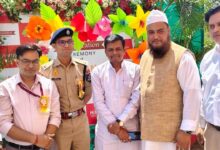 SDM and trainee IPS inaugurated the event by cutting the ribbon, dignitaries were present.