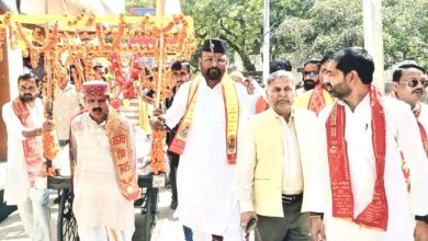 परशुराम जन्मोत्सव जलालाबाद, परशुरामपुरी शोभा यात्रा, भगवान परशुराम जयंती, जलालाबाद धार्मिक कार्यक्रम,Parshuram Jayanti Jalalabad, Parshuram Puri Shobha Yatra, Lord Parshuram Celebration, Religious Event Jalalabad,जलालाबाद परशुराम जयंती, परशुरामपुरी धार्मिक कार्यक्रम, जलालाबाद धार्मिक खबर, उत्तर प्रदेश धार्मिक आयोजन, Jalalabad religious news UP, Parshuram Jayanti procession India, UP festival news, religious procession Uttar Pradesh, cultural event Jalalabad,#ParshuramJayanti #JalalabadNews #ReligiousEvent #ShobhaYatra #UPNews #CulturalIndia #BreakingNews #FestivalNews #HinduFestival #IndiaNews