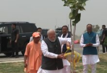 पीएम मोदी हरदोई, गंगा एक्सप्रेसवे लोकार्पण, देश का सबसे लंबा एक्सप्रेसवे, नरेंद्र मोदी हरदोई रैली, मल्लावां कट श्यामपुर सभा, मेरठ प्रयागराज एक्सप्रेसवे, हरदोई आज की खबर, यूपी एक्सप्रेसवे न्यूज, 594 किलोमीटर गंगा एक्सप्रेसवे,PM Modi Hardoi, Ganga Expressway Launch, Longest Expressway India, PM Modi Rally Hardoi, Mallawan Hardoi News, 594 KM Ganga Expressway, Meerut Prayagraj Expressway, Uttar Pradesh Expressway News, PM Modi UP Visit,पीएम मोदी हरदोई फोटो, गंगा एक्सप्रेसवे उद्घाटन फोटो, श्यामपुर जनसभा फोटो, मल्लावां कट कार्यक्रम फोटो, हरदोई न्यूज इमेज,#PMModi, #NarendraModi, #Hardoi, #GangaExpressway, #Mallawan, #Shyampur, #UPNews, #UttarPradesh, #Meerut, #Prayagraj, #BreakingNews, #GoogleDiscover, #HindiNews,