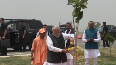 पीएम मोदी हरदोई, गंगा एक्सप्रेसवे लोकार्पण, देश का सबसे लंबा एक्सप्रेसवे, नरेंद्र मोदी हरदोई रैली, मल्लावां कट श्यामपुर सभा, मेरठ प्रयागराज एक्सप्रेसवे, हरदोई आज की खबर, यूपी एक्सप्रेसवे न्यूज, 594 किलोमीटर गंगा एक्सप्रेसवे,PM Modi Hardoi, Ganga Expressway Launch, Longest Expressway India, PM Modi Rally Hardoi, Mallawan Hardoi News, 594 KM Ganga Expressway, Meerut Prayagraj Expressway, Uttar Pradesh Expressway News, PM Modi UP Visit,पीएम मोदी हरदोई फोटो, गंगा एक्सप्रेसवे उद्घाटन फोटो, श्यामपुर जनसभा फोटो, मल्लावां कट कार्यक्रम फोटो, हरदोई न्यूज इमेज,#PMModi, #NarendraModi, #Hardoi, #GangaExpressway, #Mallawan, #Shyampur, #UPNews, #UttarPradesh, #Meerut, #Prayagraj, #BreakingNews, #GoogleDiscover, #HindiNews,