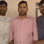 आजमगढ़ रिश्वत मामला, महाराजा सुहेलदेव विश्वविद्यालय न्यूज, संजय यादव गिरफ्तार, विजिलेंस टीम छापा आजमगढ़, विश्वविद्यालय घूसकांड, यूपी भ्रष्टाचार खबर, कॉलेज मान्यता रिश्वत मामला, आजमगढ़ ताजा खबर,Azamgarh Bribery Case, Maharaja Suheldev University News, Sanjay Yadav Arrested, Vigilance Raid Azamgarh, University Bribe Case UP, Uttar Pradesh Corruption News, College Recognition Bribe Case, Azamgarh Latest News,विजिलेंस टीम फोटो, आजमगढ़ विश्वविद्यालय फोटो, रिश्वत लेते गिरफ्तार फोटो, संजय यादव फोटो, यूपी न्यूज इमेज,Vigilance Team Photo, Azamgarh University Image, Bribe Arrest Photo, Sanjay Yadav Photo, UP News Image,#Azamgarh, #Vigilance, #BriberyCase, #UPNews, #BreakingNews, #Corruption, #UniversityNews, #SanjayYadav, #HindiNews, #LatestNews, #GoogleDiscover,