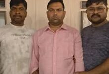 आजमगढ़ रिश्वत मामला, महाराजा सुहेलदेव विश्वविद्यालय न्यूज, संजय यादव गिरफ्तार, विजिलेंस टीम छापा आजमगढ़, विश्वविद्यालय घूसकांड, यूपी भ्रष्टाचार खबर, कॉलेज मान्यता रिश्वत मामला, आजमगढ़ ताजा खबर,Azamgarh Bribery Case, Maharaja Suheldev University News, Sanjay Yadav Arrested, Vigilance Raid Azamgarh, University Bribe Case UP, Uttar Pradesh Corruption News, College Recognition Bribe Case, Azamgarh Latest News,विजिलेंस टीम फोटो, आजमगढ़ विश्वविद्यालय फोटो, रिश्वत लेते गिरफ्तार फोटो, संजय यादव फोटो, यूपी न्यूज इमेज,Vigilance Team Photo, Azamgarh University Image, Bribe Arrest Photo, Sanjay Yadav Photo, UP News Image,#Azamgarh, #Vigilance, #BriberyCase, #UPNews, #BreakingNews, #Corruption, #UniversityNews, #SanjayYadav, #HindiNews, #LatestNews, #GoogleDiscover,