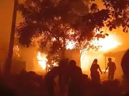 सीतापुर आकाशीय बिजली हादसा, Sitapur lightning strike news, UP weather disaster, lightning fire village India, Sitapur fire news, Uttar Pradesh accident news, rural fire incident India,बिजली गिरने से आग, गांव में आग हादसा, lightning fire village UP, Sitapur tragedy news, weather disaster India, child injured lightning,सीतापुर हादसा खबर, उत्तर प्रदेश मौसम आपदा, Sitapur accident news UP, Uttar Pradesh lightning tragedy, village fire news India, disaster news UP district Sitapur,#SitapurNews, #LightningStrike, #UPNews, #BreakingNews, #WeatherDisaster, #FireAccident, #IndiaNews,