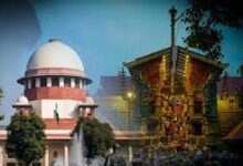 सबरीमाला मंदिर केस, Sabarimala temple case, women entry Sabarimala, Supreme Court India news, Ayyappa temple controversy, religious freedom India, women entry temple debate,सबरीमाला विवाद, Sabarimala row India, temple entry women India, Supreme Court hearing Sabarimala, religious tradition vs equality India,नई दिल्ली राष्ट्रीय समाचार, केरल धार्मिक विवाद, New Delhi national court news, Kerala temple controversy Sabarimala, Supreme Court religious case India,#SabarimalaCase, #SupremeCourt, #WomenEntry, #ReligiousFreedom, #AyyappaTemple, #IndiaNews, #BreakingNews,
