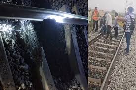 Punjab Railway Blast News, Patiala Blast News, Rajpura Railway Track Explosion, Punjab Crime News, Shambhu Border Blast, Punjab Breaking News, Railway Track Bomb Punjab, Patiala Police News, Punjab Security Alert, Jagdeep Singh Tarn Taran, SSP Varun Sharma Patiala, Punjab Latest News, Railway Explosion India, Punjab Track Sabotage News,पंजाब रेल पटरी धमाका, पटियाला ब्लास्ट न्यूज़, राजपुरा रेलवे ट्रैक धमाका, पंजाब क्राइम न्यूज़, शंभू बॉर्डर धमाका, पंजाब रेलवे सुरक्षा, पटियाला पुलिस खबर, पंजाब ताजा खबर, रेल लाइन विस्फोट पंजाब, तरनतारन जगदीप सिंह, SSP वरुण शर्मा, पटियाला जिला खबर, पंजाब अपराध समाचार, रेलवे ट्रैक ब्लास्ट न्यूज़,#PunjabNews, #PatialaNews, #RajpuraBlast, #PunjabCrime, #RailwayBlast, #BreakingNews, #PunjabPolice, #ShambhuBorder, #IndiaNews, #PatialaPolice, #RailwayTrackBlast, #PunjabLatestNews,Patiala Railway Track Blast Photo, Punjab Explosion Site Image, Rajpura Blast Photo, Punjab Police Investigation Photo, Damaged Railway Track Punjab, Shambhu Border Blast Image,पटियाला रेलवे ट्रैक फोटो, पंजाब धमाका स्थल, राजपुरा ब्लास्ट तस्वीर, पंजाब पुलिस जांच फोटो, रेलवे पटरी क्षतिग्रस्त फोटो, शंभू बॉर्डर घटना फोटो,