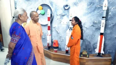 Lucknow Adarsh Madhyamik Vidyalaya Inauguration, लखनऊ आदर्श विद्यालय उद्घाटन, Yogi Adityanath school launch, UP education model school, smart school UP India, AI lab school Lucknow, government school development UP,school inauguration photo, Lucknow school building image, students classroom smart class image, AI lab school photo, CM Yogi event image, सरकारी स्कूल उद्घाटन फोटो,Lucknow Adarsh school inauguration Uttar Pradesh education news, लखनऊ जन भवन स्कूल उद्घाटन यूपी शिक्षा खबर, Yogi Adityanath school launch AI lab smart education UP, district Lucknow government school development project education news India, Uttar Pradesh modern school infrastructure update breaking news,#Lucknow #YogiAdityanath #EducationNews #UPNews #SchoolInauguration #SmartSchool #AI #BreakingNews #IndiaNews #Students