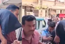 मुंबई मीरा रोड हमला, मीरा रोड गार्ड हमला, मुंबई चाकू हमला, धर्म पूछकर हमला मुंबई, मुंबई ATS जांच, मीरा रोड खबर, महाराष्ट्र अपराध समाचार, मुंबई सिक्योरिटी गार्ड हमला, ISIS नोट मामला मुंबई, नया नगर मीरा रोड हमला,Mumbai Mira Road attack, Mira Road guard attack, Mumbai knife attack, ATS investigation Mumbai, Mumbai terror angle case, Mira Road crime news, security guard stabbing Mumbai, lone wolf attack Mumbai, ISIS note suspect Mumbai, Naya Nagar Mira Road news,मीरा रोड हमला फोटो, मुंबई गार्ड हमला तस्वीर, ATS जांच मुंबई फोटो, चाकू हमला मुंबई इमेज, सुरक्षा गार्ड हमला तस्वीर,Mira Road attack image, Mumbai guard attack photo, ATS investigation Mumbai image, knife attack Mumbai photo, security guard stabbing image,#MumbaiAttack, #MiraRoad, #MumbaiNews, #ATSInvestigation, #CrimeNews, #MaharashtraNews, #BreakingNews, #KnifeAttack, #SecurityGuardAttack, #IndiaNews,