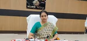 फतेहपुर जिला प्रशासन खबर, उत्तर प्रदेश IAS ट्रांसफर 2026, Fatehpur DM Appointment UP, Uttar Pradesh Bureaucracy News, IAS IPS Couple India, #IASNidhiGupta, #FatehpurDM, #UPNews, #IASIPS, #YogiGovernment, #Bureaucracy,IAS निधि गुप्ता प्रोफाइल, फतेहपुर डीएम नई नियुक्ति, Nidhi Gupta Vats Career, Anurag Vats IPS Details, UP DM Transfer List 2026,निधि गुप्ता वत्स कौन हैं, IAS Nidhi Gupta Vats Biography, Fatehpur DM Nidhi Gupta, UP IAS Transfer News, Yogi Government IAS Posting, IPS Anurag Vats Profile, Uttar Pradesh Administration News,