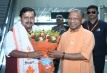 नितिन नवीन काशी दौरा, भाजपा राष्ट्रीय अध्यक्ष काशी, नितिन नवीन वाराणसी, बंगाल चुनाव भाजपा दावा, श्रीकाशी विश्वनाथ धाम खबर, वाराणसी भाजपा समाचार, नितिन नवीन बयान, भाजपा अध्यक्ष ताजा खबर,Nitin Naveen Kashi Visit, BJP National President Varanasi, Nitin Naveen Statement Bengal Election, BJP President Kashi Tour, Kashi Vishwanath Temple News, Varanasi BJP News, Bengal Election BJP Claim,नितिन नवीन काशी फोटो, भाजपा अध्यक्ष वाराणसी तस्वीर, काशी विश्वनाथ मंदिर फोटो, नितिन नवीन पूजा फोटो, भाजपा कार्यकर्ता स्वागत तस्वीर,Nitin Naveen Kashi photo, BJP President Varanasi image, Kashi Vishwanath temple photo, Nitin Naveen worship image, BJP leaders welcome photo,#NitinNaveen, #BJP, #Kashi, #Varanasi, #BengalElection, #KashiVishwanath, #UPNews, #BreakingNews, #PoliticalNews, #BJPNews,