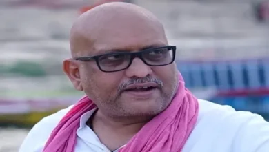 Ajay Rai vs Yogi Adityanath, Subhas Chandra Bose slogan controversy, UP political news, Vivekananda quote controversy,वाराणसी राजनीतिक खबर, Ajay Rai statement Varanasi UP, Yogi Adityanath speech controversy Uttar Pradesh, Subhas Bose slogan news India, Vivekananda quote issue UP politics, Uttar Pradesh political बयान news district Varanasi,Ajay Rai speech photo, Yogi Adityanath rally image, Subhas Bose image, Vivekananda portrait photo, UP political news visuals,#AjayRai, #YogiAdityanath, #SubhasChandraBose, #Vivekananda, #UPPolitics, #BreakingNews, #PoliticalControversy,