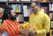 Brijesh Pathak controversy, Ashutosh Maharaj statement, UP politics news, Lucknow controversy, Shankaracharya dispute news, political statement UP,ब्रजेश पाठक फोटो, Ashutosh Maharaj press image, Lucknow police station photo, UP political controversy visuals,लखनऊ राजनीतिक विवाद खबर, UP breaking politics news, Lucknow controversy update, Brijesh Pathak news UP, Shankaracharya dispute India,#BrijeshPathak, #AshutoshMaharaj, #UPPolitics, #LucknowNews, #BreakingNews, #Controversy,