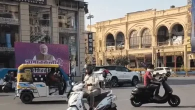 Lucknow heatwave news, UP heatwave alert 2026, Lucknow temperature today, लखनऊ मौसम अपडेट, heatwave in Uttar Pradesh, Lucknow 44 degree temperature, summer news India, weather update Lucknow today, लखनऊ लू खबर, India heatwave April 2026,Lucknow heatwave images, people in heat Lucknow, summer sun Uttar Pradesh, लोग गमछा ओढ़े हुए, heatwave street India, temperature display Lucknow, hot weather visuals India,लखनऊ मौसम खबर उत्तर प्रदेश, Lucknow weather heatwave news Uttar Pradesh India, UP heatwave district Lucknow summer news, weather alert Uttar Pradesh India news, climate news Lucknow heatwave India, तापमान खबर लखनऊ यूपी, summer मौसम अपडेट उत्तर प्रदेश भारत,#LucknowWeather, #Heatwave, #UPWeather, #SummerHeat, #Temperature, #WeatherUpdate, #IndiaWeather, #HotWeather, #HeatwaveAlert, #LucknowNews, #BreakingNews, #ClimateNews