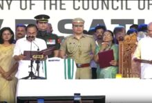 वीडी सतीशन मुख्यमंत्री, केरल मुख्यमंत्री शपथ ग्रहण, केरल नई सरकार 2026, UDF सरकार केरल, तिरुवनंतपुरम शपथ समारोह, कांग्रेस सरकार केरल, राहुल गांधी केरल, मल्लिकार्जुन खड़गे, केरल विधानसभा चुनाव 2026, केरल राजनीतिक खबर, दक्षिण भारत राजनीति, केरल कांग्रेस सरकार, केरल सीएम न्यूज़,VD Satheesan Kerala CM, Kerala CM Oath Ceremony 2026, Kerala New Chief Minister, UDF Government Kerala, Congress Government Kerala, Rahul Gandhi Kerala Visit, Kerala Political News, Thiruvananthapuram Oath Taking Ceremony, Kerala Election 2026, Kerala Congress News, South India Politics, Kerala Latest News,वीडी सतीशन शपथ लेते हुए, केरल मुख्यमंत्री समारोह, कांग्रेस नेता केरल, राहुल गांधी तिरुवनंतपुरम, UDF सरकार शपथ ग्रहण, केरल कैबिनेट मंत्री, केरल राजनीति 2026, तिरुवनंतपुरम सेंट्रल स्टेडियम,#VDSatheesan, #KeralaCM, #KeralaPolitics, #UDFGovernment, #KeralaNews, #Congress, #RahulGandhi, #PriyankaGandhi, #MallikarjunKharge, #Thiruvananthapuram, #KeralaElection2026, #PoliticalNews, #BreakingNews, #SouthIndiaPolitics, #NationalNews,VD Satheesan oath taking, Kerala CM swearing ceremony, Rahul Gandhi Kerala, UDF Cabinet Kerala, Kerala ministers oath, Congress leaders Kerala, Thiruvananthapuram Central Stadium, Kerala political event 2026,