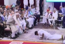 पद्म पुरस्कार 2026, पद्मश्री सम्मान, के पजानिवेल, सिलंबम कोच, पीएम मोदी, साष्टांग प्रणाम, राष्ट्रपति भवन समारोह, द्रौपदी मुर्मू, पद्म पुरस्कार समारोह, धर्मेंद्र पद्म विभूषण, एन राजम, उदय कोटक, भारत समाचार, Padma Awards 2026, K Pajanivel, Silambam Coach, PM Modi News, Sashtang Pranam, Rashtrapati Bhavan Ceremony, President Droupadi Murmu, Padma Shri Award, Dharmendra Padma Vibhushan, India News, Viral Video India,पद्म पुरस्कार समारोह फोटो, पीएम मोदी तस्वीर, राष्ट्रपति भवन समारोह, सिलंबम गुरु पजानिवेल, पद्मश्री सम्मान फोटो, द्रौपदी मुर्मू तस्वीर, वायरल वीडियो फोटो, Padma Awards Image, PM Modi Photo, Rashtrapati Bhavan Ceremony Image, Silambam Coach Pajanivel, Padma Shri Award Photo, Viral Event India, President Murmu Image,#PadmaAwards2026, #PadmaShri, #PMModi, #KPajanivel, #Silambam, #RashtrapatiBhavan, #DroupadiMurmu, #PadmaAwards, #ViralVideo, #IndiaNews, #Dharmendra, #PadmaVibhushan, #BreakingNews, #साष्टांग_प्रणाम, #पद्म_पुरस्कार,
