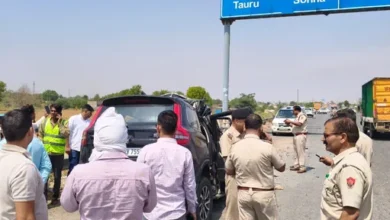 KMP एक्सप्रेसवे हादसा, KMP Expressway accident, Nuh road accident today, Haryana accident news, UP police जवान मौत, road accident India news, Palwal expressway crash, Scorpio accident news, India breaking news, highway accident UP police,KMP एक्सप्रेसवे दुर्घटना फोटो, expressway accident image, damaged scorpio car, road crash Haryana visuals, police investigation accident, highway crash scene India,नूंह जिला सड़क हादसा, Nuh district Haryana accident news, KMP Expressway crash Haryana, कुंडली मानेसर पलवल एक्सप्रेसवे हादसा, Haryana highway accident today, यूपी पुलिस जालौन जवान हादसा, UP police Jalaun personnel accident, धुलावट टोल प्लाजा दुर्घटना, Dhulawat toll plaza accident Nuh, हरियाणा पुलिस जांच, Haryana police investigation road accident,#KMPExpressway, #RoadAccident, #HaryanaNews, #UPPolice, #BreakingNews, #NuhAccident, #IndiaNews, #HighwayAccident, #GoogleDiscover, #HindiNews,