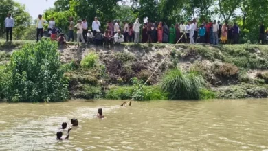 Etawah News, Bhognipur Canal Accident, Girls Drowned in Etawah, Etawah Canal Incident, Missing Girl Etawah, Lavedi Police News, SDRF Search Operation, Uttar Pradesh Accident News, Canal Drowning Case, Etawah Breaking News, Bhognipur Canal, UP Local News, Girl Missing in Canal, Etawah Latest Update, UP Tragedy News,इटावा न्यूज, भोगनीपुर नहर हादसा, इटावा नहर में डूबने की घटना, किशोरी लापता इटावा, लवेदी थाना समाचार, यूपी हादसा न्यूज, SDRF सर्च ऑपरेशन, नहर में डूबी किशोरियां, उत्तर प्रदेश हादसा, इटावा ब्रेकिंग न्यूज, भोगनीपुर नहर, किशोरी डूबने की खबर, ग्रामीणों ने बचाया, यूपी क्राइम और हादसा न्यूज, इटावा लाइव अपडेट,भोगनीपुर नहर फोटो, इटावा नहर हादसा, SDRF टीम, लवेदी पुलिस, किशोरी तलाश अभियान, यूपी हादसा, नहर में डूबने की घटना, ग्रामीण बचाव कार्य, इटावा गांव, पुलिस जांच,Bhognipur canal photo, Etawah canal accident, SDRF rescue team, Lavedi police, missing girl search, UP accident image, canal drowning case, villagers rescue operation, Etawah village news, police investigation,#EtawahNews, #BhognipurCanal, #UPNews, #CanalAccident, #SDRF, #BreakingNews, #UttarPradesh, #Etawah, #GirlMissing, #CanalTragedy, #PoliceSearch, #UPBreaking, #LocalNews, #HindiNews, #RescueOperation, #TrendingNews, #GoogleDiscover, #EtawahAccident, #UPPolice, #LatestNews,