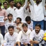 लखनऊ विश्वविद्यालय ड्रेस कोड विवाद, Lucknow University Dress Code Protest, Lucknow University Students Protest, UP News, Uttar Pradesh University News, Lucknow News Hindi, University Students Protest, Lucknow University Viral News, छात्र प्रदर्शन लखनऊ, University Dress Code Controversy, Lucknow University Administration, Anandiben Patel News, छात्र आंदोलन उत्तर प्रदेश, Lucknow Political News, Education News UP, Student Protest in Lucknow, Lucknow University Breaking News, UP Education News, विश्वविद्यालय ड्रेस कोड विवाद, Lucknow University Latest News, उत्तर प्रदेश छात्र आंदोलन, शिक्षा समाचार यूपी, Lucknow District News, Uttar Pradesh Breaking News, Student Rights Protest,लखनऊ विश्वविद्यालय प्रदर्शन तस्वीरें, Dress Code Protest Video, छात्र आंदोलन वीडियो लखनऊ, Lucknow University Students Images, UP Student Protest Images, University Campus Protest, छात्र भवन चौराहा प्रदर्शन, Lucknow University Police Protest, ड्रेस कोड विरोध प्रदर्शन, Student Demonstration Lucknow, Education Protest UP, Uttar Pradesh Student News Images, Lucknow Viral Protest Video, University News Photos, Lucknow University Campus News, Anandiben Patel Memorandum, छात्र सड़क पर प्रदर्शन, Uttar Pradesh Education Protest, Lucknow Breaking Images,#LucknowUniversity, #DressCodeProtest, #LucknowNews, #UPNews, #StudentProtest, #UniversityNews, #UttarPradeshNews, #LucknowUniversityProtest, #EducationNews, #AnandibenPatel, #BreakingNews, #ViralNews, #HindiNews, #UPStudents, #StudentRights, #LucknowStudents, #CampusProtest, #UniversityPolitics, #UPBreakingNews