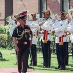 CDS अनिल चौहान रिटायरमेंट, अनिल चौहान कार्यकाल समाप्त, चीफ ऑफ डिफेंस स्टाफ, CDS समाचार, भारतीय सेना समाचार, गार्ड ऑफ ऑनर, नेशनल वॉर मेमोरियल, रक्षा समाचार भारत, सैन्य मामलों का विभाग, भारतीय सशस्त्र बल, तीनों सेनाओं का समन्वय, सैन्य सुधार, नई दिल्ली रक्षा समाचार, भारतीय सेना अधिकारी, राष्ट्रीय सुरक्षा,CDS Anil Chauhan Retirement, Chief of Defence Staff India, Anil Chauhan News, Guard of Honour, Indian Armed Forces, National War Memorial, Defence News India, Military Affairs Department, Indian Army News, Joint Military Command, Defence Reforms India, Armed Forces Integration, New Delhi Defence News, Military Leadership India,अनिल चौहान, CDS, गार्ड ऑफ ऑनर, भारतीय सेना, राष्ट्रीय युद्ध स्मारक, रक्षा समाचार, सैन्य सम्मान, नई दिल्ली, सेना प्रमुख, सैन्य सेवा,Anil Chauhan, CDS India, Guard of Honour, Indian Army, National War Memorial, Defence News, Military Service, Armed Forces, New Delhi, Military Leadership,#AnilChauhan, #CDS, #ChiefOfDefenceStaff, #IndianArmy, #DefenceNews, #GuardOfHonour, #NationalWarMemorial, #MilitaryNews, #ArmedForces, #IndianNavy, #IndianAirForce, #DefenceUpdate, #NewDelhiNews, #NationalSecurity, #MilitaryLeadership, #BreakingNews, #IndiaNews, #HindiNews, #GoogleDiscover, #TrendingNews,