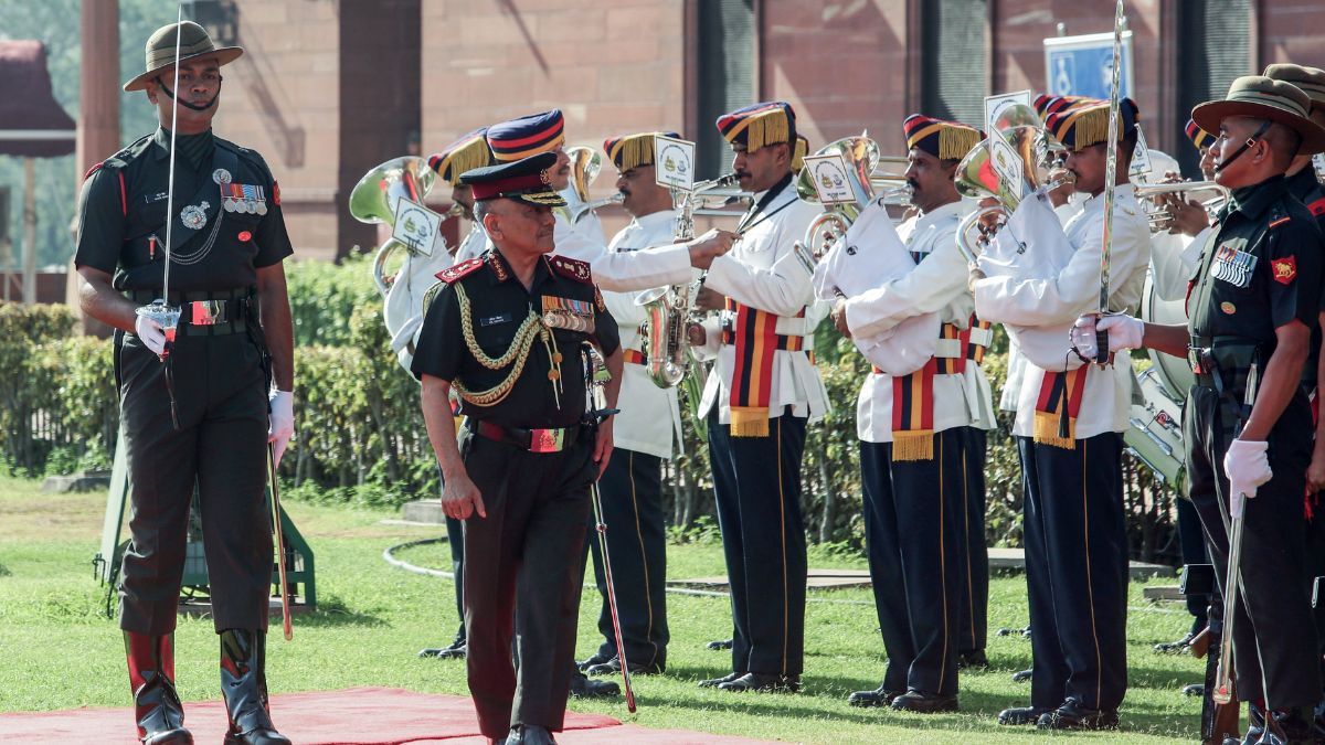 CDS अनिल चौहान रिटायरमेंट, अनिल चौहान कार्यकाल समाप्त, चीफ ऑफ डिफेंस स्टाफ, CDS समाचार, भारतीय सेना समाचार, गार्ड ऑफ ऑनर, नेशनल वॉर मेमोरियल, रक्षा समाचार भारत, सैन्य मामलों का विभाग, भारतीय सशस्त्र बल, तीनों सेनाओं का समन्वय, सैन्य सुधार, नई दिल्ली रक्षा समाचार, भारतीय सेना अधिकारी, राष्ट्रीय सुरक्षा,CDS Anil Chauhan Retirement, Chief of Defence Staff India, Anil Chauhan News, Guard of Honour, Indian Armed Forces, National War Memorial, Defence News India, Military Affairs Department, Indian Army News, Joint Military Command, Defence Reforms India, Armed Forces Integration, New Delhi Defence News, Military Leadership India,अनिल चौहान, CDS, गार्ड ऑफ ऑनर, भारतीय सेना, राष्ट्रीय युद्ध स्मारक, रक्षा समाचार, सैन्य सम्मान, नई दिल्ली, सेना प्रमुख, सैन्य सेवा,Anil Chauhan, CDS India, Guard of Honour, Indian Army, National War Memorial, Defence News, Military Service, Armed Forces, New Delhi, Military Leadership,#AnilChauhan, #CDS, #ChiefOfDefenceStaff, #IndianArmy, #DefenceNews, #GuardOfHonour, #NationalWarMemorial, #MilitaryNews, #ArmedForces, #IndianNavy, #IndianAirForce, #DefenceUpdate, #NewDelhiNews, #NationalSecurity, #MilitaryLeadership, #BreakingNews, #IndiaNews, #HindiNews, #GoogleDiscover, #TrendingNews,