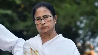 ममता बनर्जी FIR, ममता बनर्जी विवाद, धार्मिक भावनाएं आहत मामला, पश्चिम बंगाल राजनीतिक खबर, बंगाल राजनीति, सिलीगुड़ी साइबर क्राइम थाना, ममता बनर्जी बयान विवाद, टीएमसी समाचार, पश्चिम बंगाल न्यूज़, Mamata Banerjee FIR, Mamata Banerjee controversy, West Bengal political news, Religious sentiments case, Siliguri cyber crime police station, TMC news, Bengal politics latest news, Mamata Banerjee statement controversy, Political controversy West Bengal,ममता बनर्जी FIR latest news, बंगाल में ममता बनर्जी पर केस, धार्मिक भावनाएं आहत FIR, पश्चिम बंगाल राजनीतिक विवाद, Mamata Banerjee latest controversy, TMC political news, Siliguri cyber crime case, Bengal CM controversy, West Bengal breaking news, राजनीतिक खबर हिंदी, बंगाल न्यूज हिंदी, राष्ट्रीय राजनीति समाचार, Mamata Banerjee religious remarks case,#MamataBanerjee, #WestBengal, #BengalPolitics, #TMC, #FIR, #PoliticalNews, #BreakingNews, #ReligiousControversy, #Siliguri, #CyberCrime, #ममता_बनर्जी, #पश्चिम_बंगाल, #राजनीति, #एफआईआर, #बंगाल_राजनीति, #ब्रेकिंग_न्यूज, #धार्मिक_विवाद,