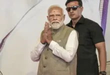 PM Modi Bengaluru security breach, Bengaluru explosive material found, gelatin sticks near PM Modi event, Narendra Modi Bengaluru visit, Karnataka security alert, Bengaluru police investigation, PM Modi event security, Bengaluru blast scare, security lapse in Bengaluru, explosive sticks found near event site, Karnataka latest news, India security alert, PM Modi latest news, Bengaluru political news, high alert in Bengaluru,पीएम मोदी फोटो, बेंगलुरु सुरक्षा जांच, विस्फोटक सामग्री बरामद, प्रधानमंत्री मोदी कार्यक्रम, जिलेटिन छड़ें, कर्नाटक पुलिस, सुरक्षा एजेंसियां जांच, बेंगलुरु हाई अलर्ट, प्रधानमंत्री सुरक्षा व्यवस्था, नरेंद्र मोदी न्यूज,#PMModi, #NarendraModi, #BengaluruNews, #SecurityBreach, #BlastScare, #KarnatakaNews, #PMModiVisit, #BreakingNews, #IndiaNews, #PoliticalNews, #SecurityAlert, #BengaluruPolice, #NationalNews, #LatestNews, #GoogleDiscover, #TrendingNews, #ExplosiveMaterial, #HighAlert, #HindiNews, #TopNews