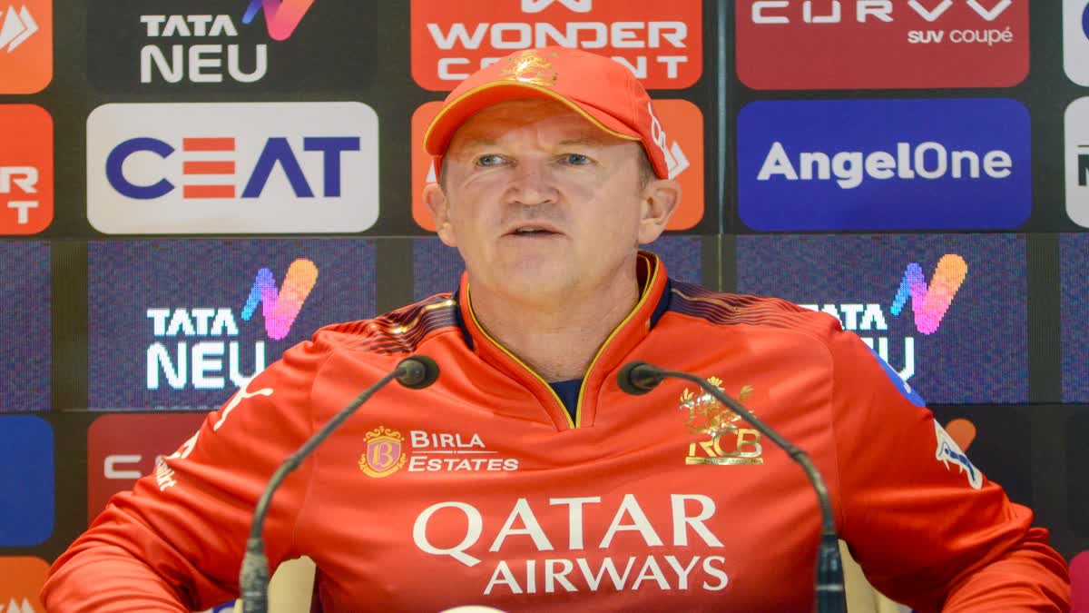 Andy Flower Fined, RCB Coach Fine IPL 2026, IPL Code of Conduct Violation, MI vs RCB Controversy, Andy Flower Umpire Argument, BCCI Action On Andy Flower, Royal Challengers Bengaluru News, IPL Latest News, Krunal Pandya Catch Controversy, Mumbai Indians vs RCB, IPL 2026 Updates,एंडी फ्लावर फोटो, RCB कोच, IPL विवाद, मुंबई इंडियंस मैच, आईपीएल अंपायर विवाद, बीसीसीआई जुर्माना, RCB टीम फोटो, IPL 2026 मैच फोटो,#RCB, #AndyFlower, #IPL2026, #MumbaiIndians, #RCBvsMI, #IPLControversy, #BCCI, #KrunalPandya, #CricketNews, #IPLNews, #RoyalChallengersBengaluru, #MIvsRCB, #SportsNews,एंडी फ्लावर जुर्माना, RCB कोच पर जुर्माना, IPL 2026 विवाद, मुंबई इंडियंस बनाम RCB, IPL आचार संहिता उल्लंघन, एंडी फ्लावर अंपायर विवाद, RCB Latest News, IPL Breaking News, बीसीसीआई एक्शन, क्रुणाल पांड्या कैच विवाद, आईपीएल समाचार, RCB MI मैच, IPL Coach Fined,