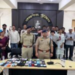 Lucknow Police News, Lucknow Cyber Cell, CEIR Portal Lucknow, Lost Mobile Recovered, Lucknow Mobile Recovery, Lucknow News Hindi, साइबर सेल लखनऊ, खोया मोबाइल वापस, लखनऊ पुलिस बरामदगी, DCP South Lucknow, CEIR Portal India, Mobile Theft Recovery, Uttar Pradesh Police News,लखनऊ पुलिस फोटो, मोबाइल वापसी फोटो, साइबर सेल टीम फोटो, CEIR पोर्टल मोबाइल रिकवरी, Lucknow Police Image, Lost Mobile Returned Photo, Cyber Cell Lucknow Image, Mobile Recovery News Photo,#LucknowPolice, #LucknowNews, #CyberCell, #CEIRPortal, #MobileRecovery, #UPPolice, #BreakingNews, #HindiNews, #TechnologyNews, #PoliceSuccess, #TrendingNews, #UttarPradesh, #LatestNews, #LostMobile,